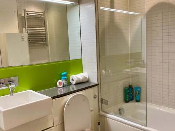 1 Bedroom Apartment in Highcross Shopping Location