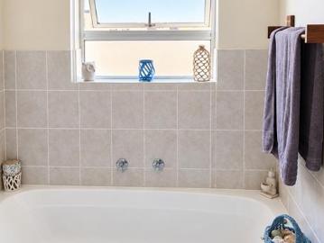 1 Bedroom Apartment in Parklands
