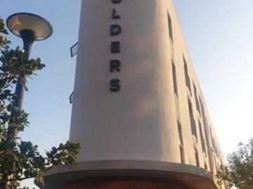 1 Bedroom Apartment in Pinelands