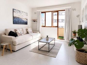 1 Bedroom apartment to rent in Sea Point, Cape Town