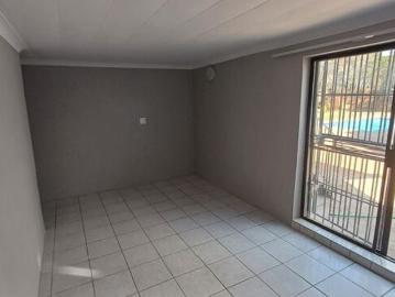 1 Bedroom apartment to rent in Spitskop Sh, Bloemfontein