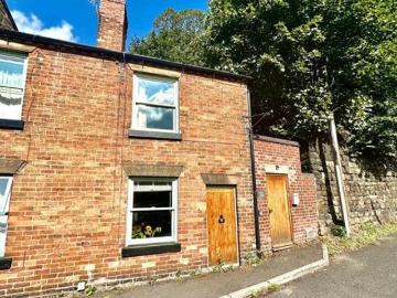 1 Bedroom End Of Terrace House For Sale In Milford