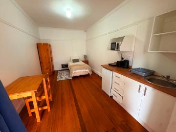 1 Bedroom Flat To Let in West Bank