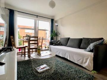 1 bedroom flat to rent in Broadstone, Dublin