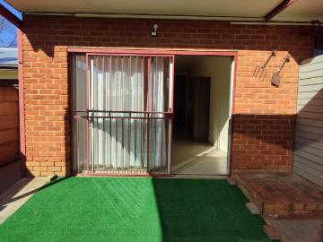 1 Bedroom flat to rent in Fichardt Park, Bloemfontein