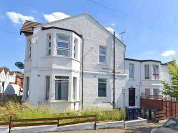 1 Bedroom Flat For Sale In London