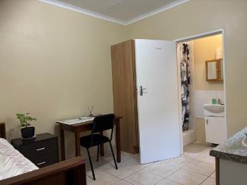 1 Bedroom House to Rent in Constantia Park
