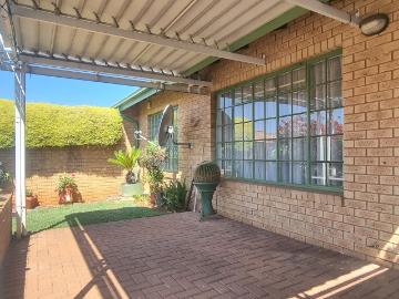 1 Bedroom Retirement Village in Newlands