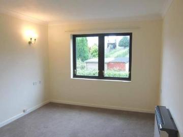 1 bedroom retirement property for rent in Kent Court...