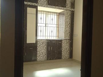 1 BHK Apartment in Kadubeesanahalli for rent Bengaluru....