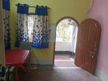 1 BHK Independent House in Airport Gate no. 1 for rent...