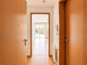 1 Raumwohnung mit kleiner Einbauküche in guter...