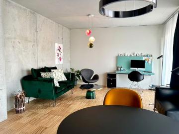 1 Zimmer, 55 m², 2. Stock