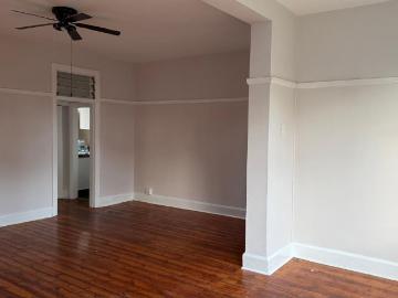 1.5 Bedroom Flat To Let in Glenwood