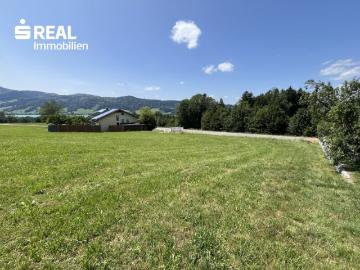 1.907 m² warten auf Ihre Pläne