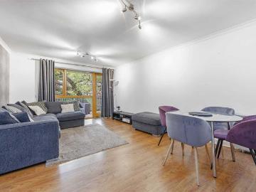 204 Neptune House, Bellevue, Islandbridge, Dublin 8