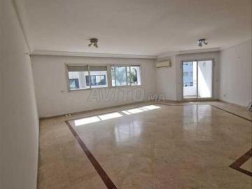 212418 Appt à louer à 11500DH à Triangle D'Or