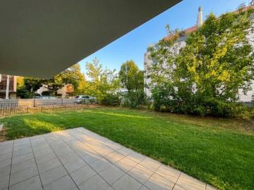 230m² Garten mit Terrasse! Moderne 4 Zimmer Wohnung mit...