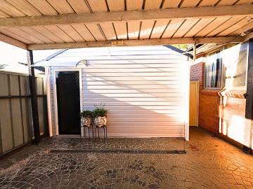 235 Woodstock Avenue Dharruk NSW