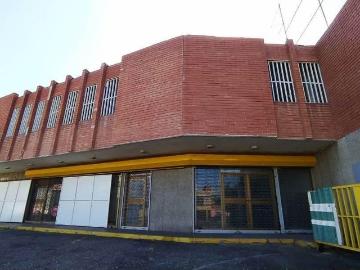 25 1703 Local Comercial en Alquiler en La Isabelica Valencia