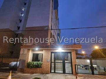 25 6831 Apartamento en Alquiler parcialmente amoblado en...