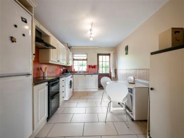 269,000 | 16 Ban Milis, Fethard, Wexford P. N....