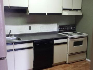 275 Kingsmere Blvd 2 Bedroom Apartment for Rent at 275...