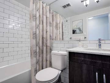 2892 St. Clair Ave. E 1 Bedroom Apartment for Rent at...