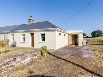 295,000 | Ballycrenane, Coast Road, Garryvoe, Co. Cork...