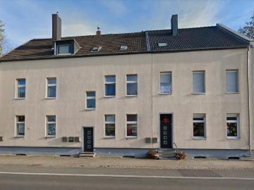 2 Mehrfamilienhäuser mit 5 WEs in Homberg von privat