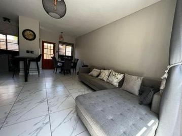 2 bed duplex on the market in carlswald