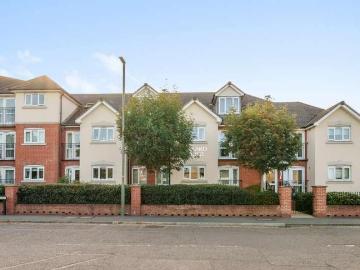 2 bed flat for sale