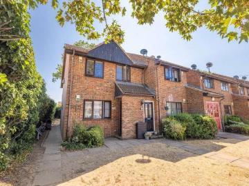1 bed flat for sale