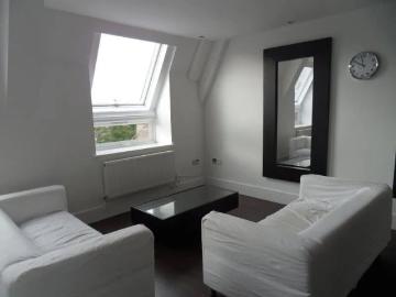 2 Bed Flat, Woodpark Court, HA3