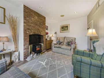 2 bed house for sale