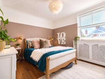 2 bed house for sale