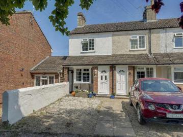 2 bed house for sale