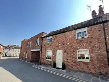 2 Bedroom Cottage For Sale In Upton Upon Severn,...