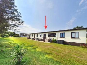 2 Bedroom Chalet For Sale In The Lizard