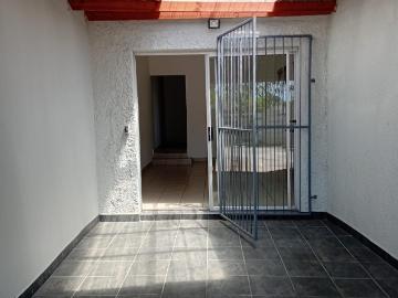 2 Bedroom Cluster Rented in Vincent