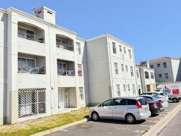 2 Bedroom Apartment / Flat For Sale in Parklands