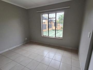 2 Bedroom Apartment / Flat For Sale in Waverley
