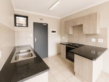 2 Bedroom Apartment / Flat To Rent in La Montagne