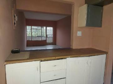 2 Bedroom Apartment / Flat to Rent in Lennoxton
