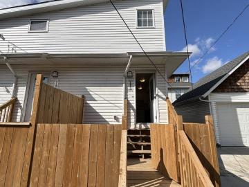 2 Bedroom Apartment for Rent at 12224 60 St Nw,...