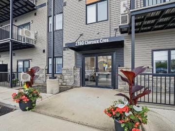 2 Bedroom Apartment for Rent at 2380 Cléroux Cres,...