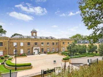 2 Bedroom Apartment For Rent In The Drive, Ickenham