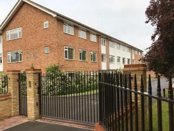 2 Bedroom Apartment For Sale In Nightingale Lane