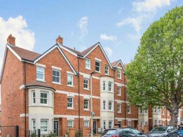 2 Bedroom Apartment For Sale In Warwick Avenue