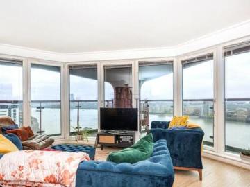 2 Bedroom Apartment For Sale In 5 Hutchings Street, London